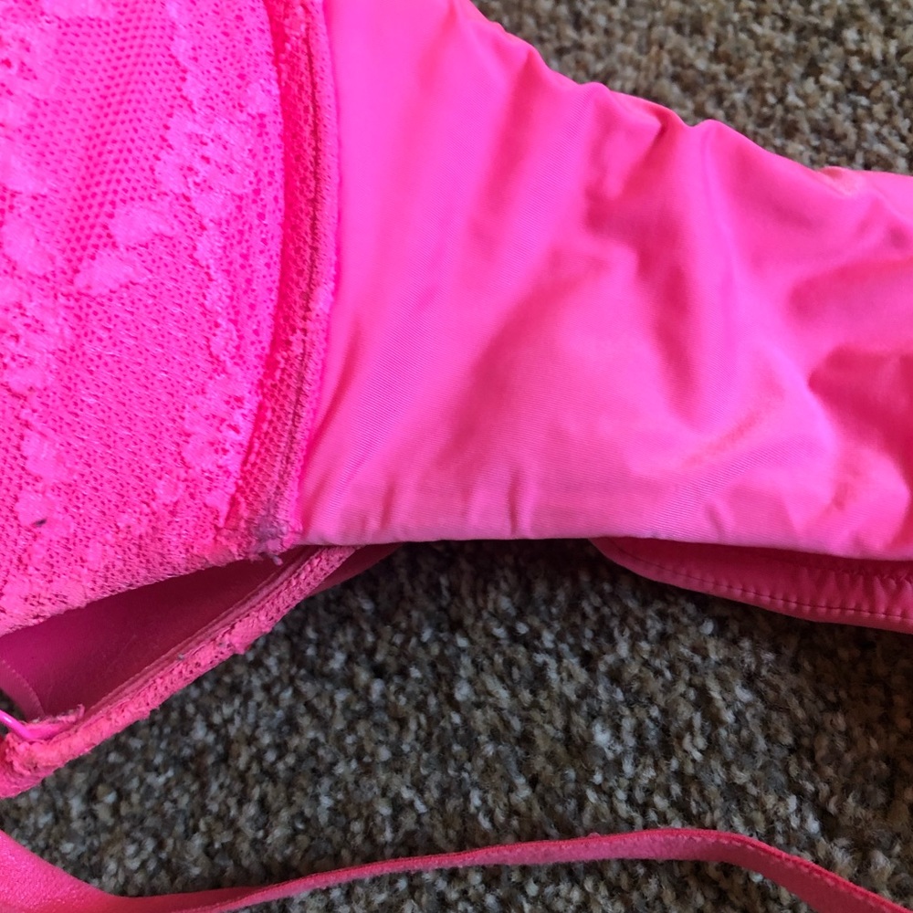 Hot pink Victorias Secret 36C push-up bra - Picture 4 of 11